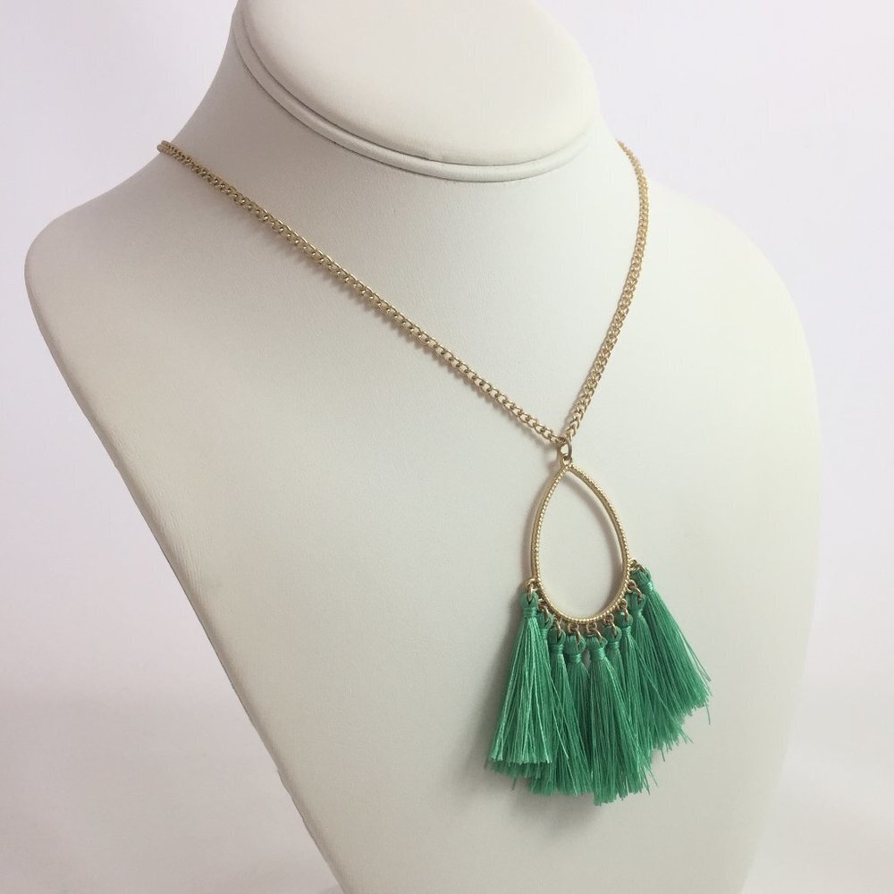 Jewelry necklace tassel statement mint green yellow gold tone elegant fashion